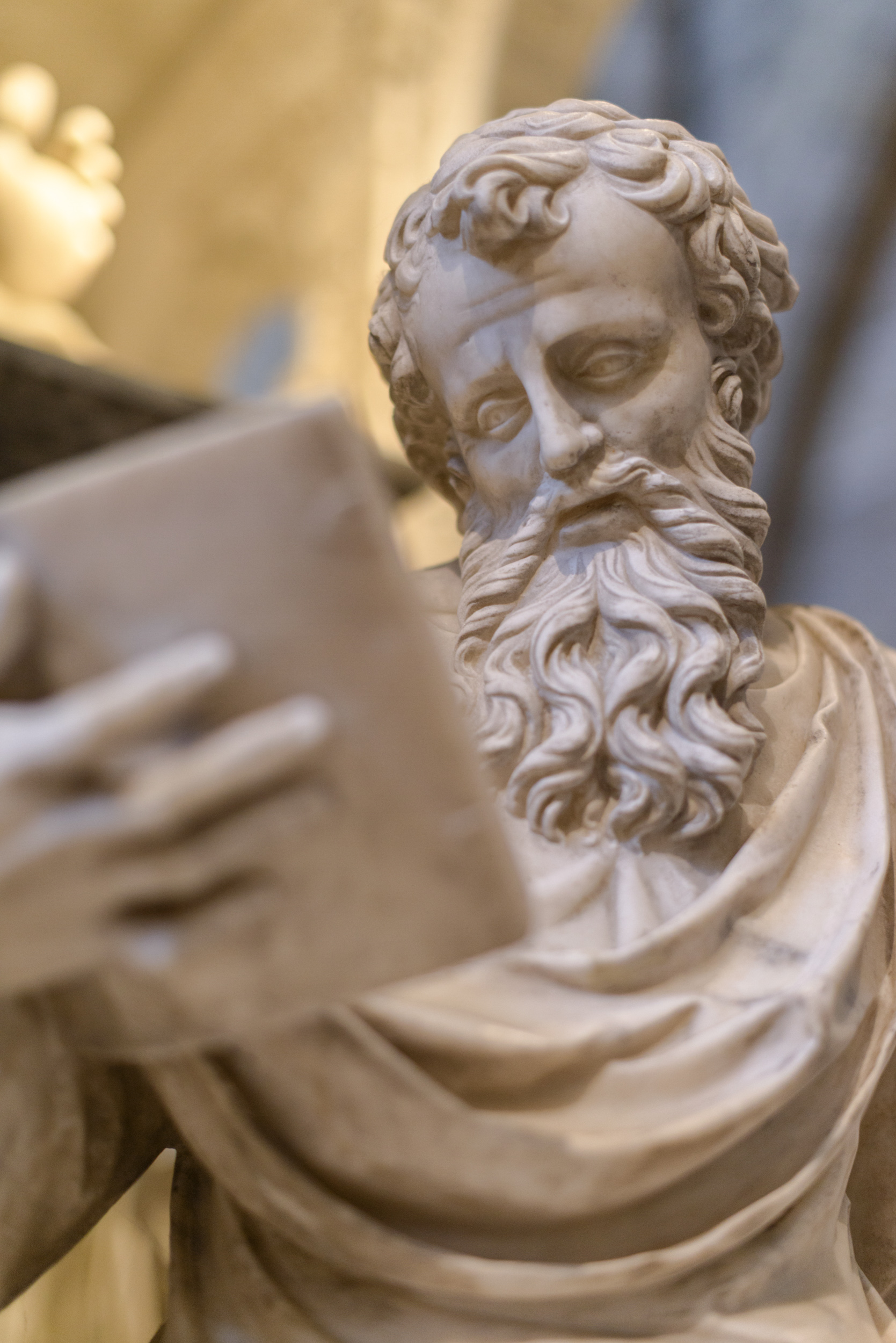 our-mission Basilique Tombeau Statue PAT 100 1